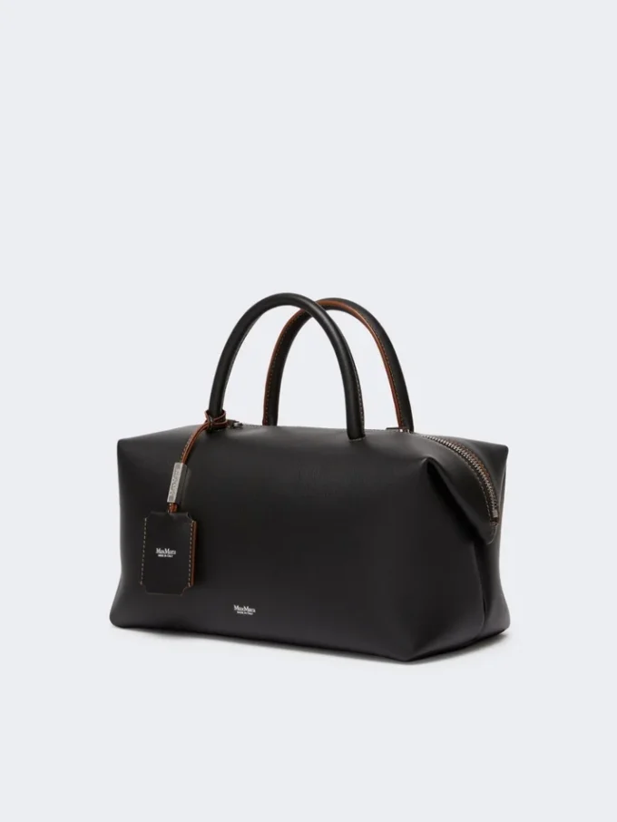 Bolso tipo bombín mediano de piel natural, negro