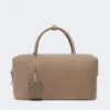 Bolso tipo boston grande de piel de nubuck, color paloma