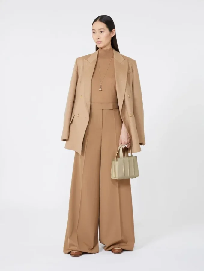 Bolso Whitney 3 de Max Mara – micro, beige Bolso Whitney 3 de Max Mara – micro, beige