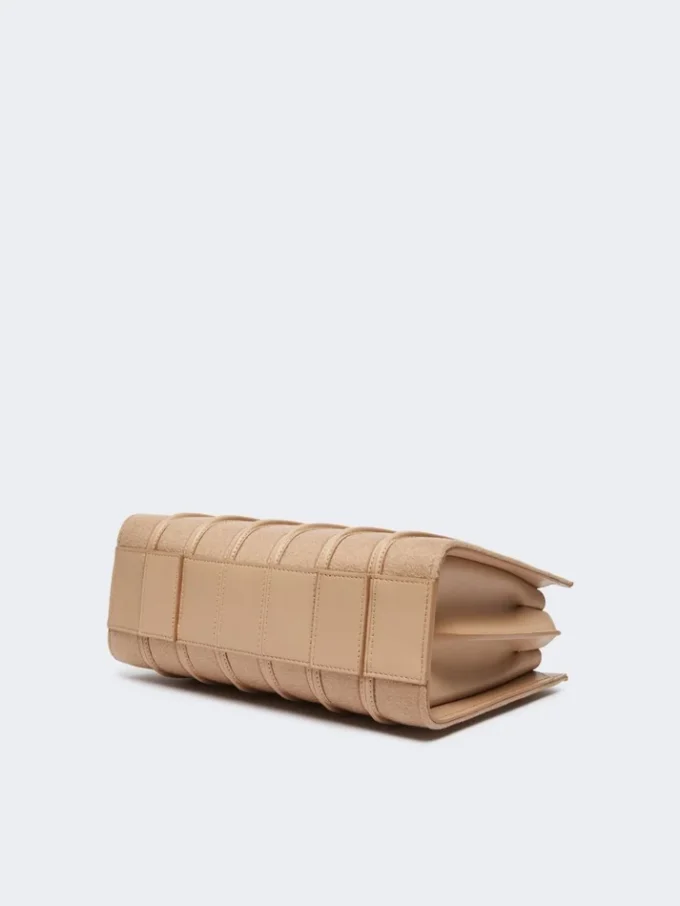 Bolso Whitney de Max Mara 6 – mediano, marrón avellana Bolso Whitney de Max Mara 6 – mediano, marrón avellana