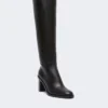 Botas de piel, negras