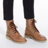 Botas militares de piel, color avellana Botas militares de piel, color avellana