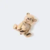Broche de metal con pedrería,
