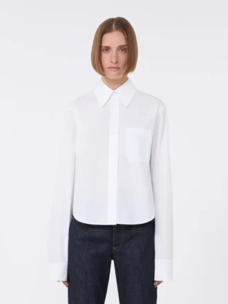 Camisa corta de algodón con pliegues en la espalda, blanco óptico