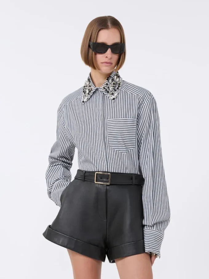 Camisa corta de popelín a rayas, negra Camisa corta de popelín a rayas, negra