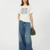 Camiseta de algodón con estampado y bordados, blanca