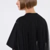 Camiseta de algodón con pliegues en la espalda, negra Camiseta de algodón con pliegues en la espalda, negra