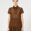 Camiseta de encaje, color chocolate Camiseta de encaje, color chocolate