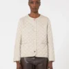 Chaqueta acolchada de lona repelente al agua con cuello redondo, color natural Chaqueta acolchada de lona repelente al agua con cuello redondo, color natural