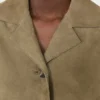Chaqueta corta de ante, color barro Chaqueta corta de ante, color barro