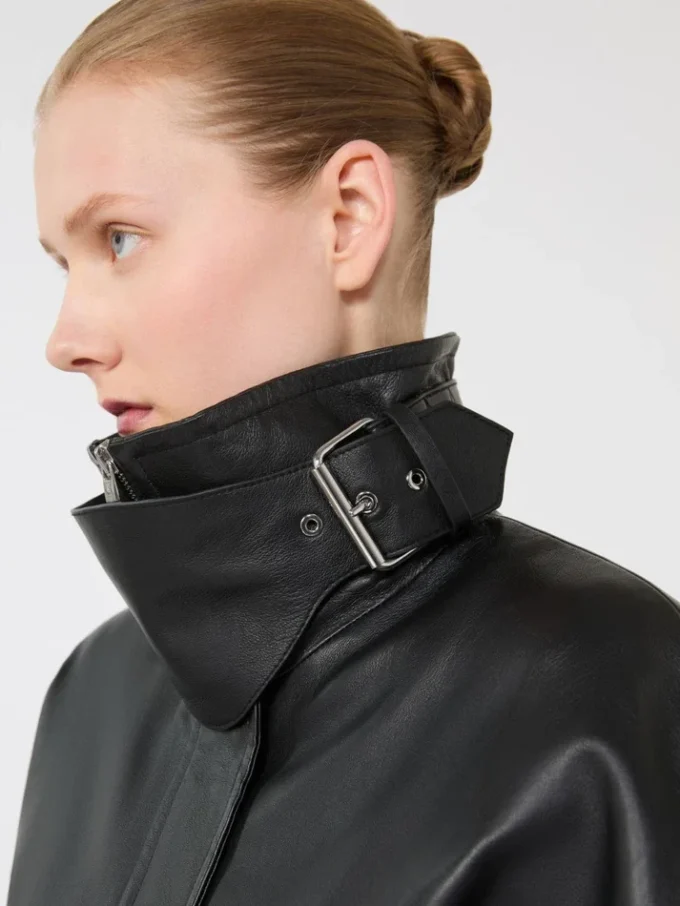 Chaqueta corta de cuero, negra Chaqueta corta de cuero, negra