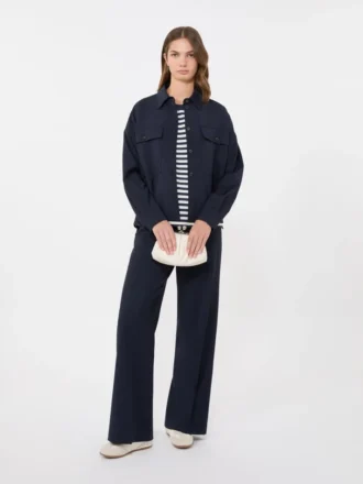 Chaqueta corta de lana, azul marino