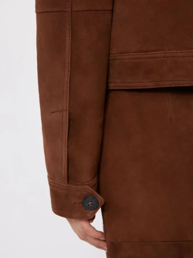 Chaqueta cuadrada de ante, color chocolate Chaqueta cuadrada de ante, color chocolate