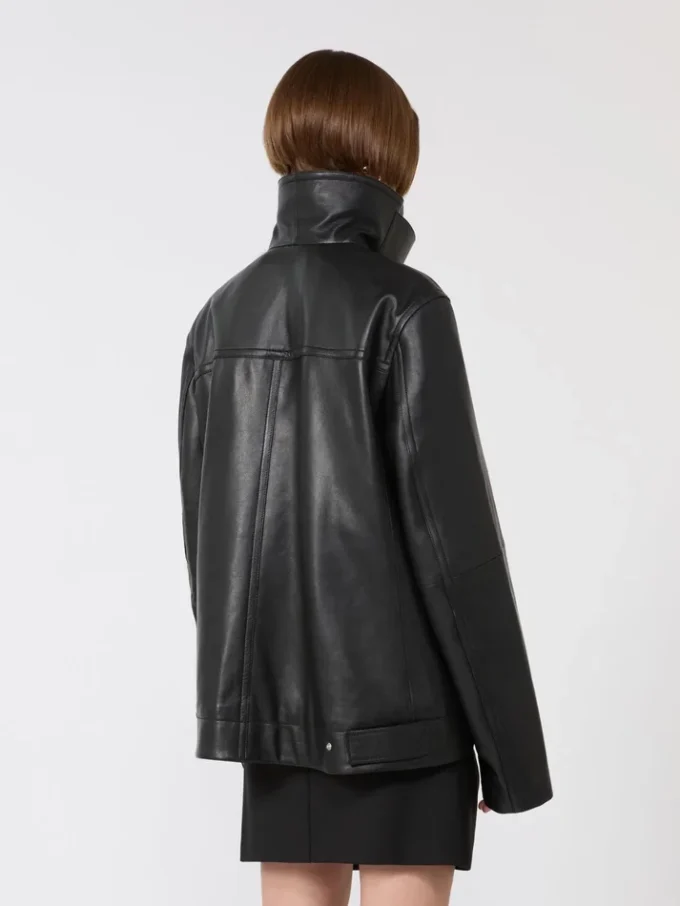Chaqueta de cuero gruesa oversize, negra Chaqueta de cuero gruesa oversize, negra