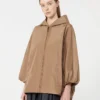 Chaqueta de tafetán repelente al agua, color camel Chaqueta de tafetán repelente al agua, color camel