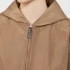 Chaqueta de tafetán repelente al agua, color camel Chaqueta de tafetán repelente al agua, color camel