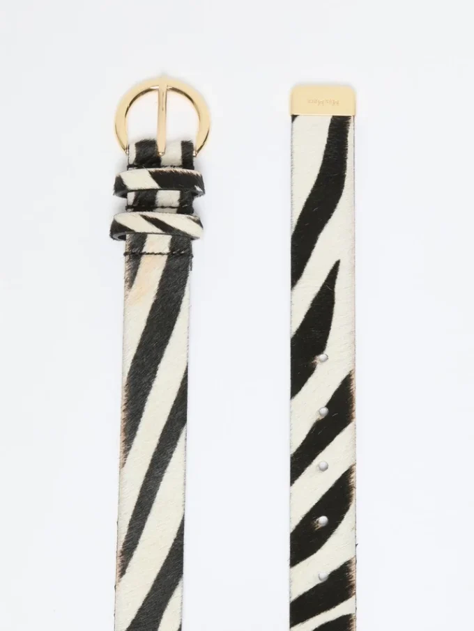 Cinturón de piel con estampado efecto pelo de potro, blanco Cinturón de piel con estampado efecto pelo de potro, blanco