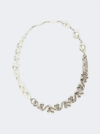 Collar de cuentas y metal, plateado