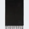 Estola camel con monograma bordado, negra Estola camel con monograma bordado, negra