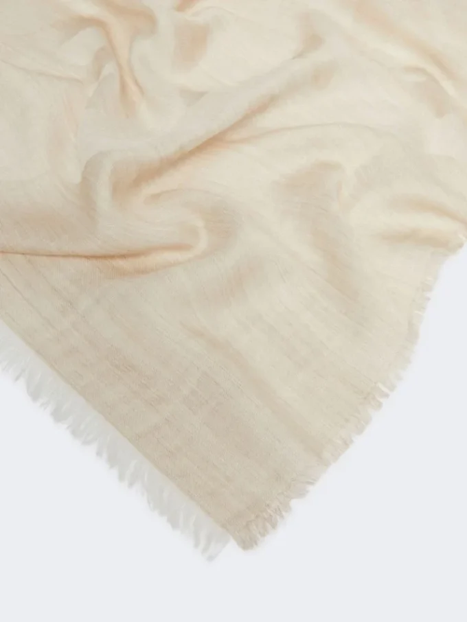 Estola de jacquard de seda, cachemira y lana, color beige Estola de jacquard de seda, cachemira y lana, color beige