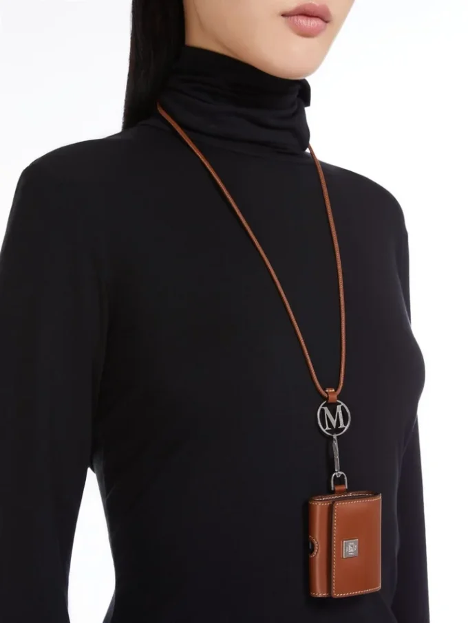 Estuche para auriculares de piel, marrón ámbar Estuche para auriculares de piel, marrón ámbar