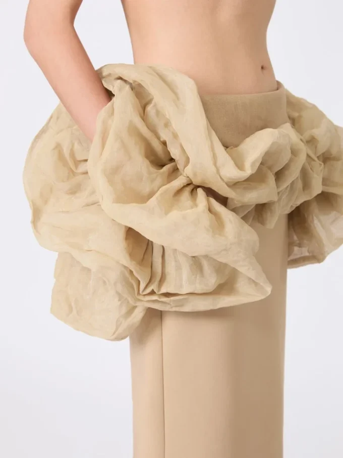 Falda midi de jersey de viscosa con volantes, color camel Falda midi de jersey de viscosa con volantes, color camel