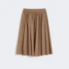 Falda midi de tejido de lana, color avellana Falda midi de tejido de lana, color avellana