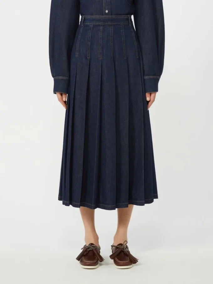 Falda plisada de denim, azul marino Falda plisada de denim, azul marino