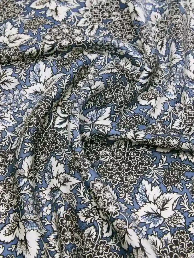Fular de seda estampado, azul china Fular de seda estampado, azul china
