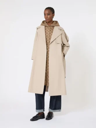Gabardina oversize de sarga repelente al agua, color arena