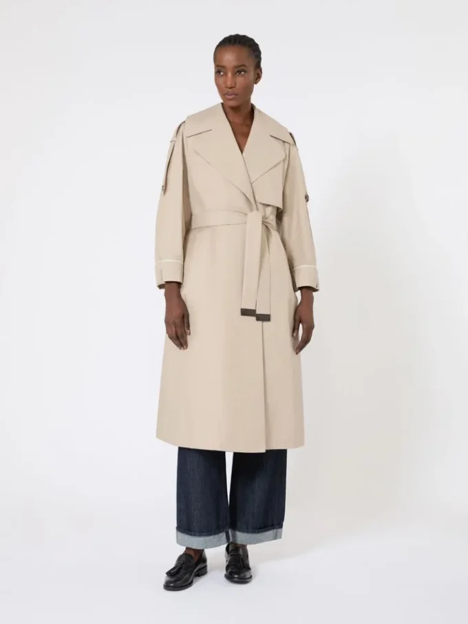 Gabardina oversize de sarga repelente al agua, color arena Gabardina oversize de sarga repelente al agua, color arena