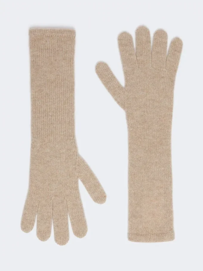 Guantes de cachemira, Make Up Lumière