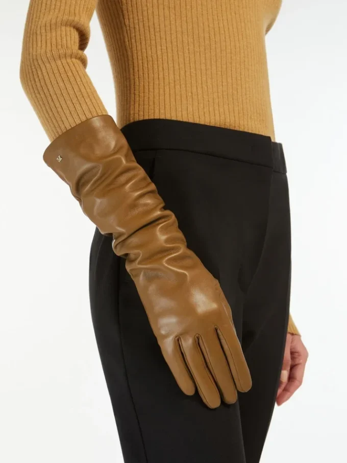 Guantes largos de piel napa, color tabaco Guantes largos de piel napa, color tabaco