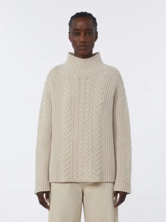 Jersey de cuello alto de lana y cachemira con punto trenzado, blanco Jersey de cuello alto de lana y cachemira con punto trenzado, blanco