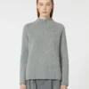 Jersey de cuello alto de lana y cachemira, gris medio Jersey de cuello alto de lana y cachemira, gris medio