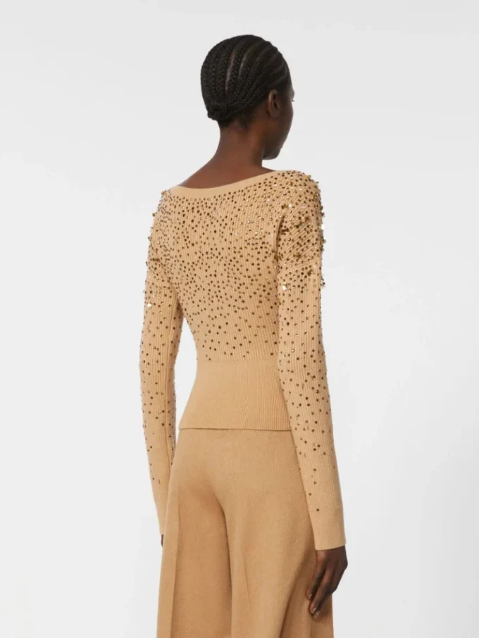Jersey de cuello en V de lana y cachemira, color camel Jersey de cuello en V de lana y cachemira, color camel