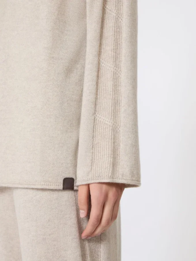 Jersey de hilo de cachemira, color beige Jersey de hilo de cachemira, color beige
