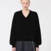 Jersey de lana y cachemira de corte holgado, negro Jersey de lana y cachemira de corte holgado, negro