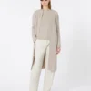 Jersey de lana y cachemira de corte recto, color beige Jersey de lana y cachemira de corte recto, color beige