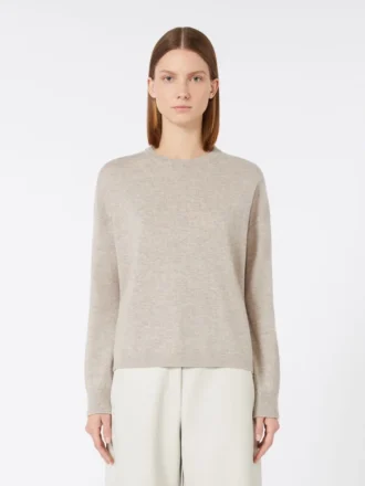 Jersey de lana y cachemira de corte recto, color beige