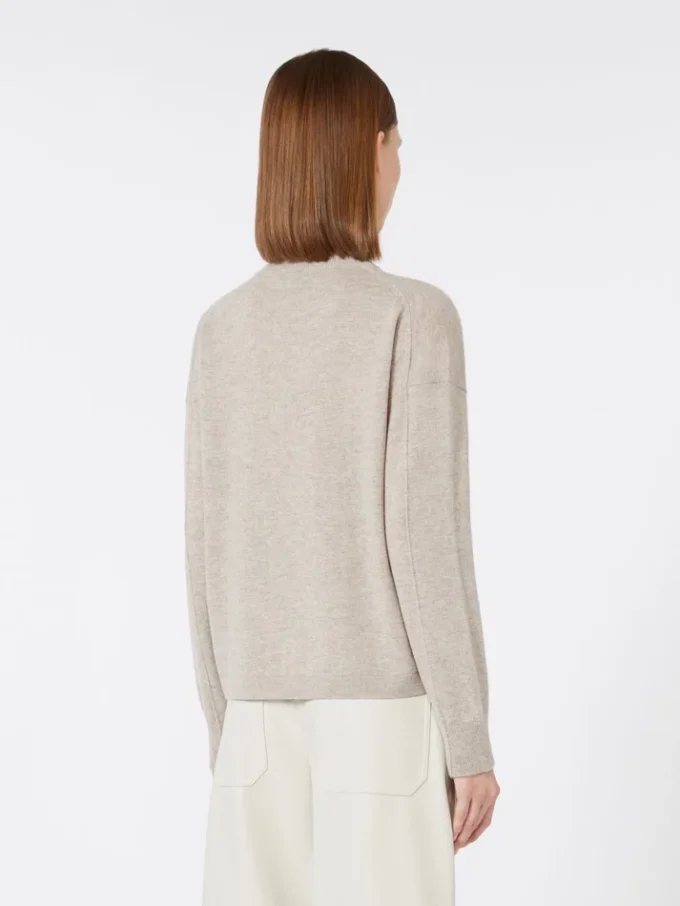 Jersey de lana y cachemira de corte recto, color beige Jersey de lana y cachemira de corte recto, color beige