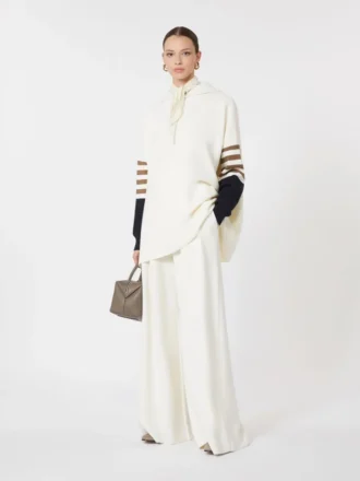 Jersey oversize de punto de lana, color marfil