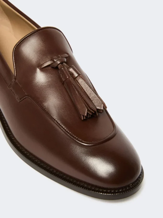 Mocasines de piel con borlas, color cacao Mocasines de piel con borlas, color cacao