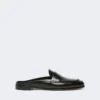 Mocasines tipo mule de piel lisa, negros Mocasines tipo mule de piel lisa, negros