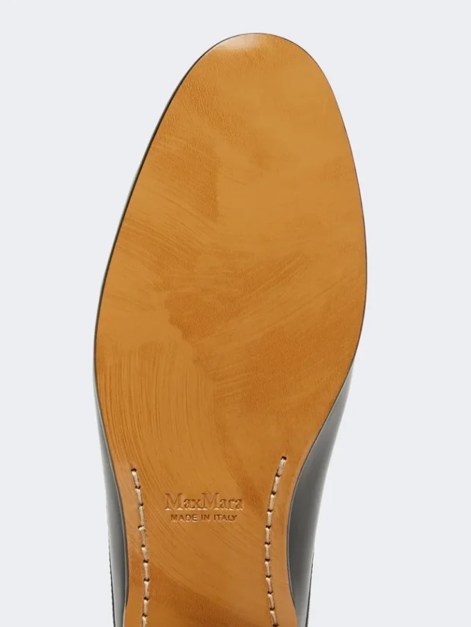 Mocasines tipo mule de piel lisa, negros Mocasines tipo mule de piel lisa, negros