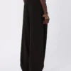 Pantalones anchos de satén de viscosa, negros Pantalones anchos de satén de viscosa, negros