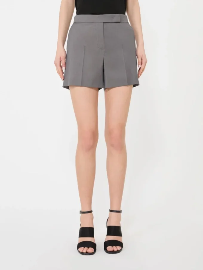 Pantalones cortos de gabardina de lana, gris medio Pantalones cortos de gabardina de lana, gris medio