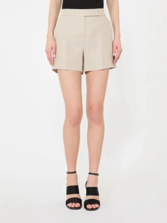 Pantalones cortos de lino con tejido trenzado, color arena