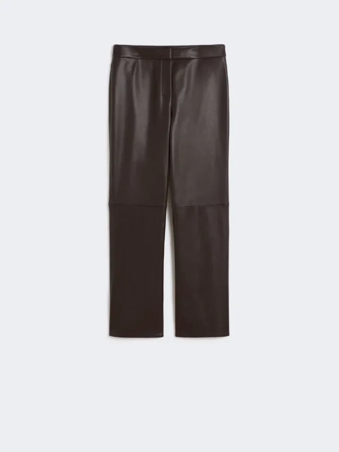 Pantalones de corte ajustado en tejido recubierto, color chocolate Pantalones de corte ajustado en tejido recubierto, color chocolate
