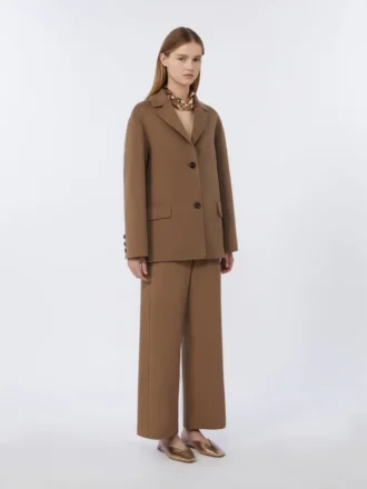 Chaqueta de lana Double Face y un solo botonadura, color camel